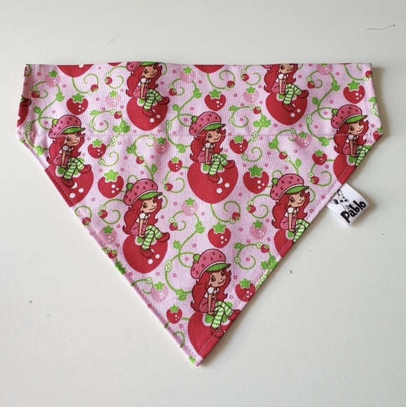 🐶 3 for $15 * Pablo Strawberry Short Cake Over The Collar Dog Bandana - Picture 1 of 6